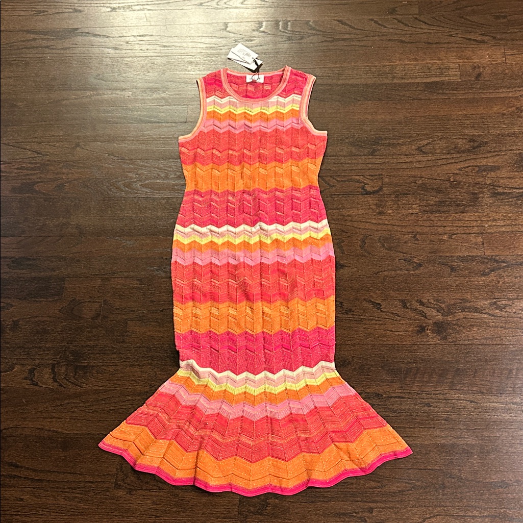 Nwt Milly Women’s Vibrant Chevron Knit Fitted Dress Size Medium
